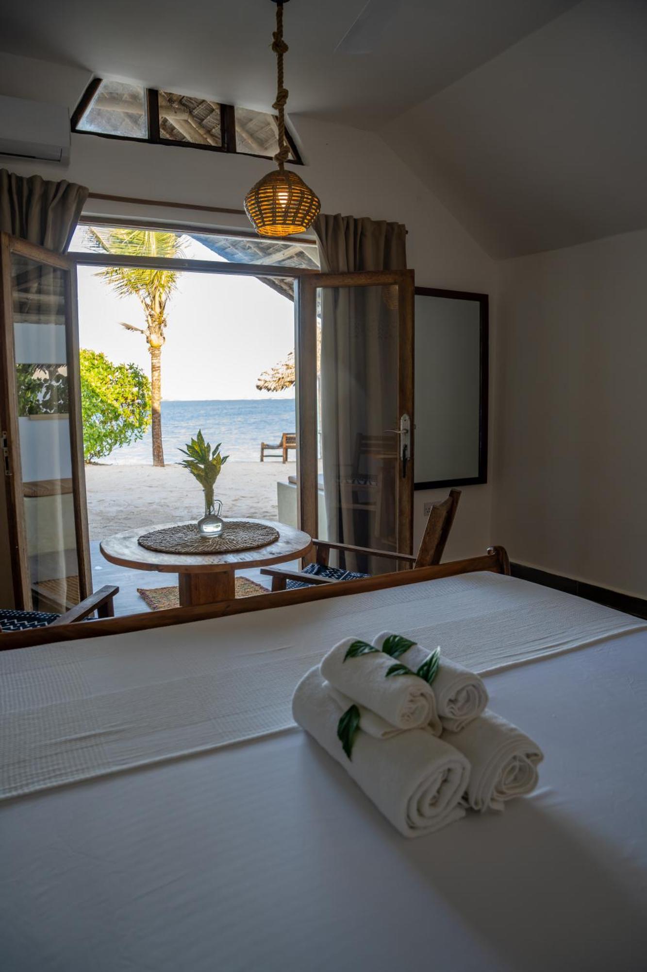Juana Ocean Villas Makunduchi Екстериор снимка