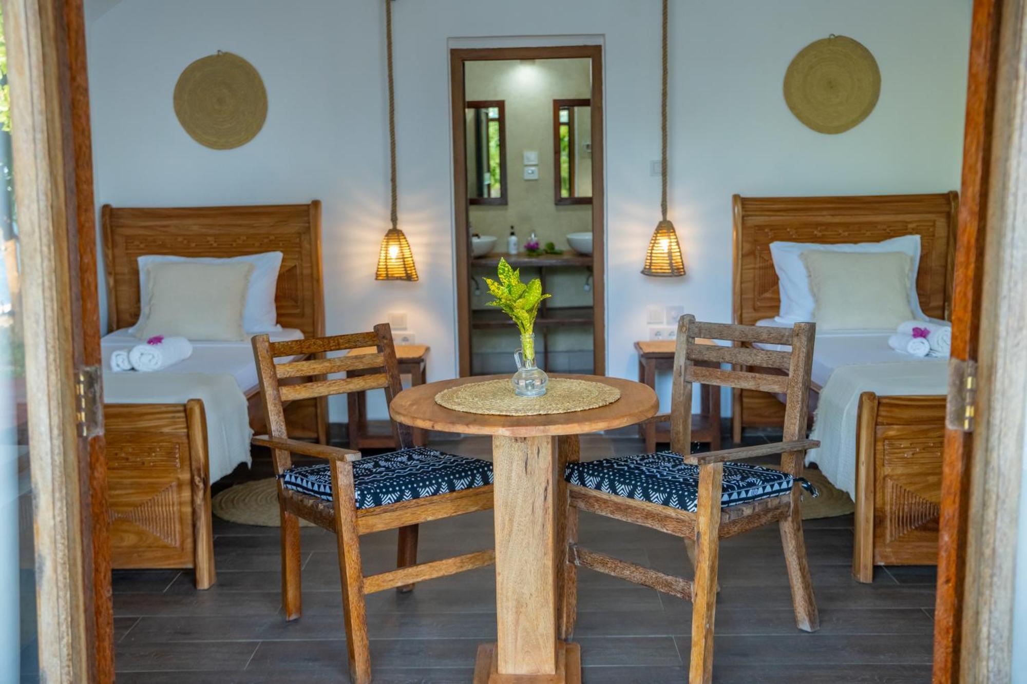 Juana Ocean Villas Makunduchi Екстериор снимка